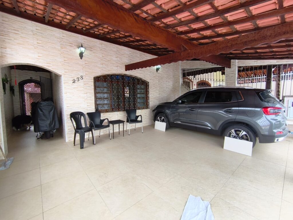 Casa com 2 dormitórios à Venda em Jardim Real — Praia Grande