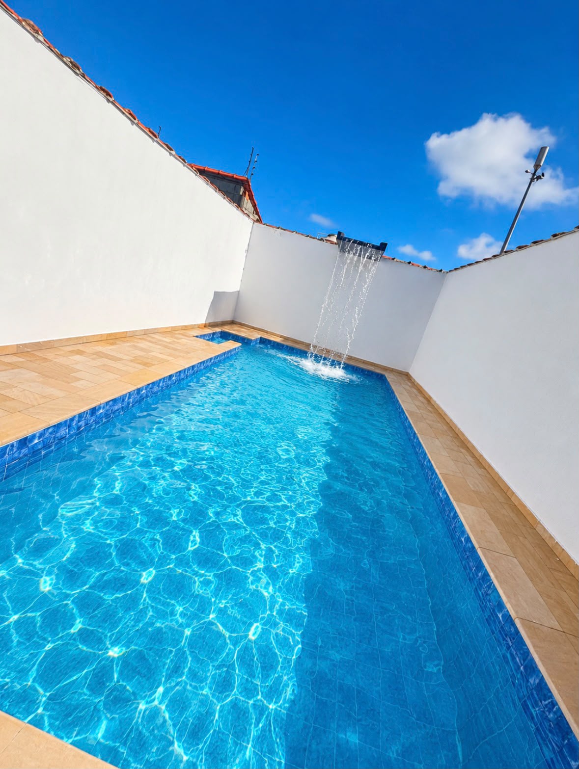 Casa com piscina para temporada em Mongaguá