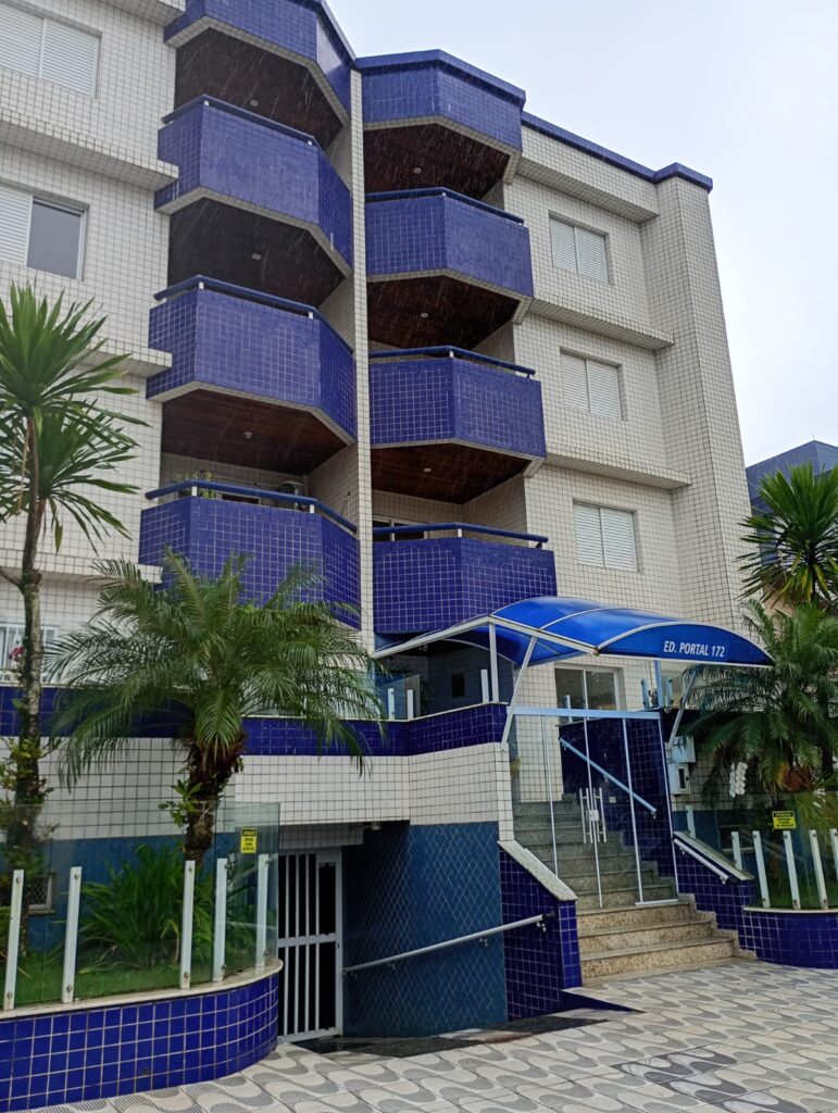 Apartamento com 2 dormitórios à Venda em Jardim Real — Praia Grande