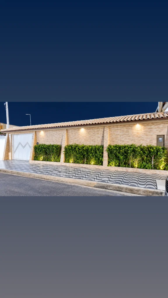 Casa com piscina para temporada em Praia Grande